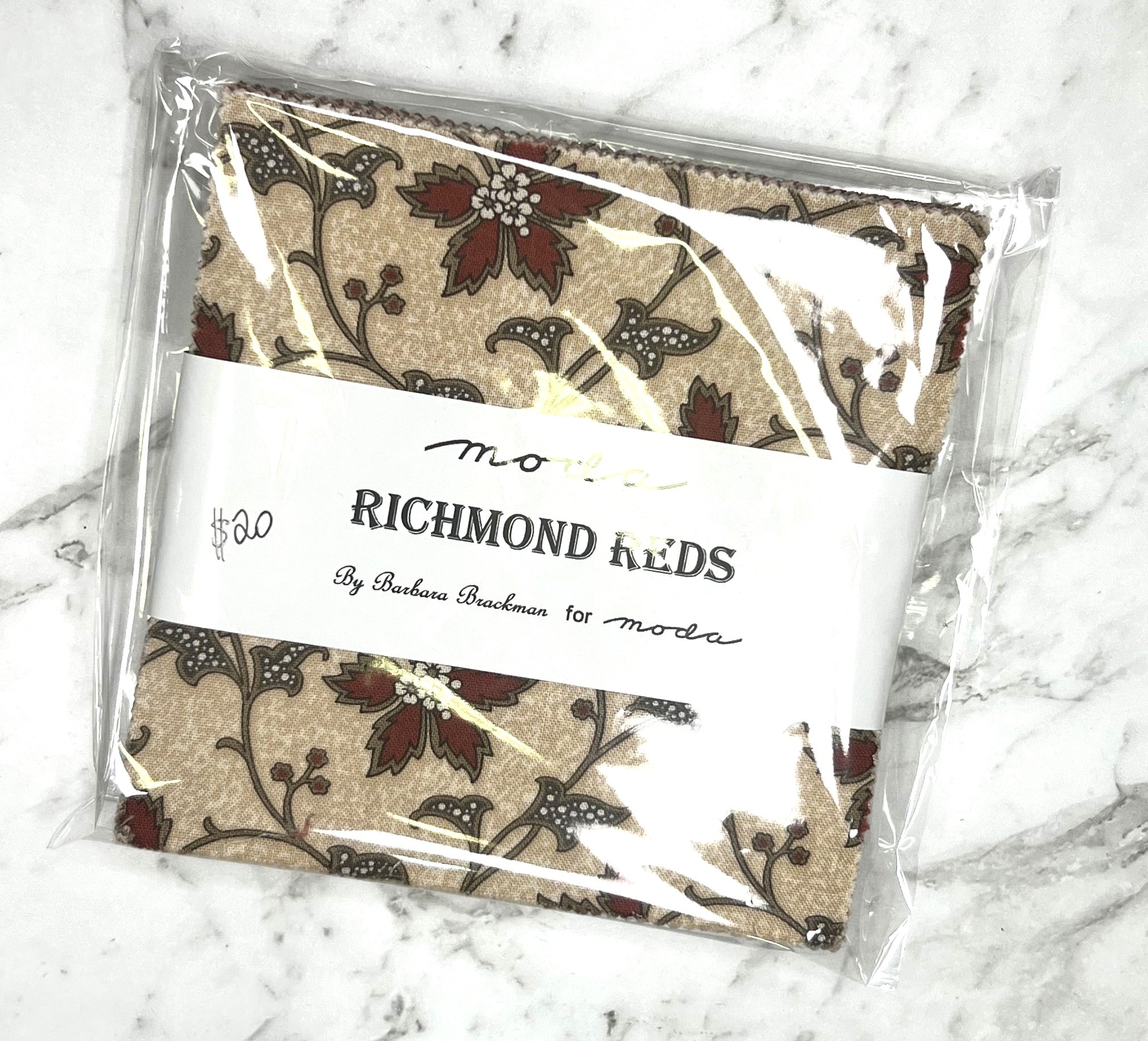 Moda - 5 Inch Charm pack - Richmond Reds