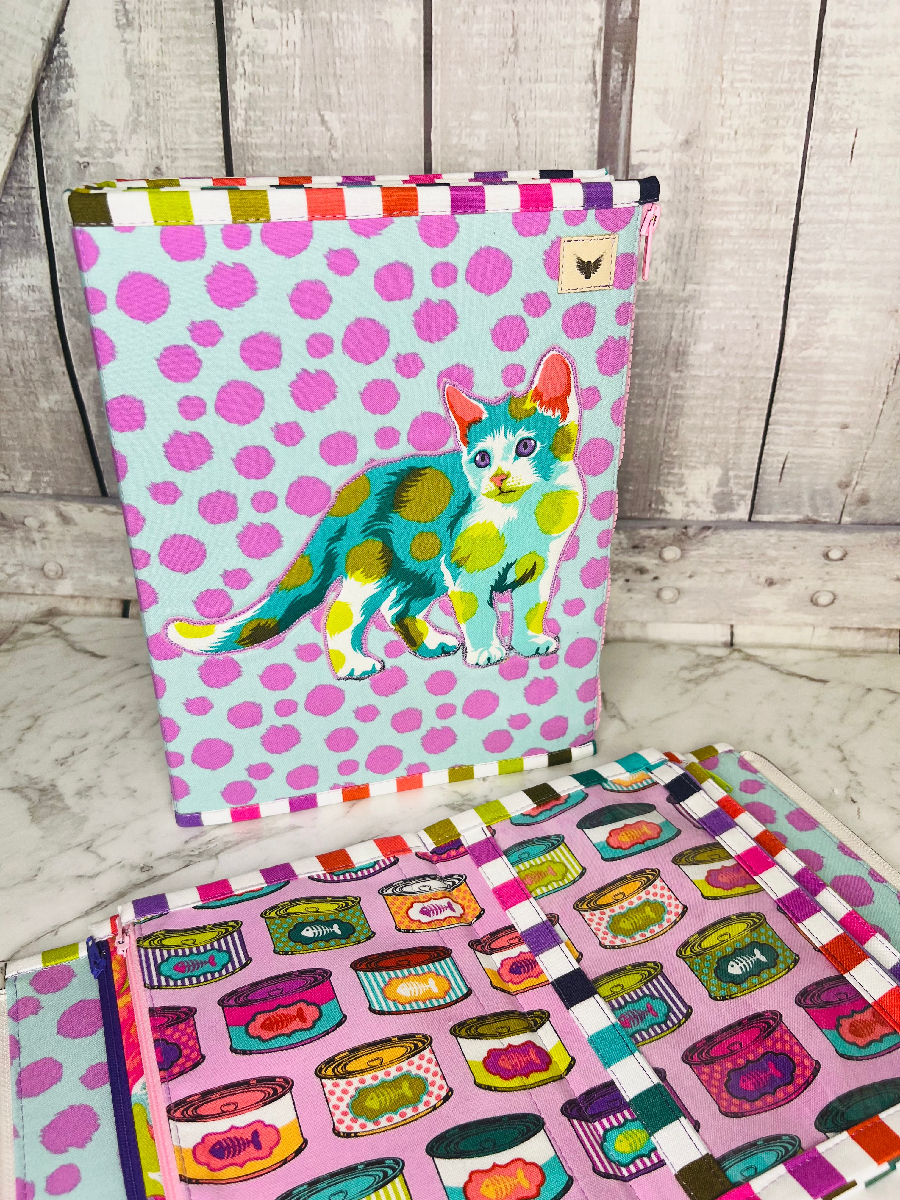 Booklet Pouch Large