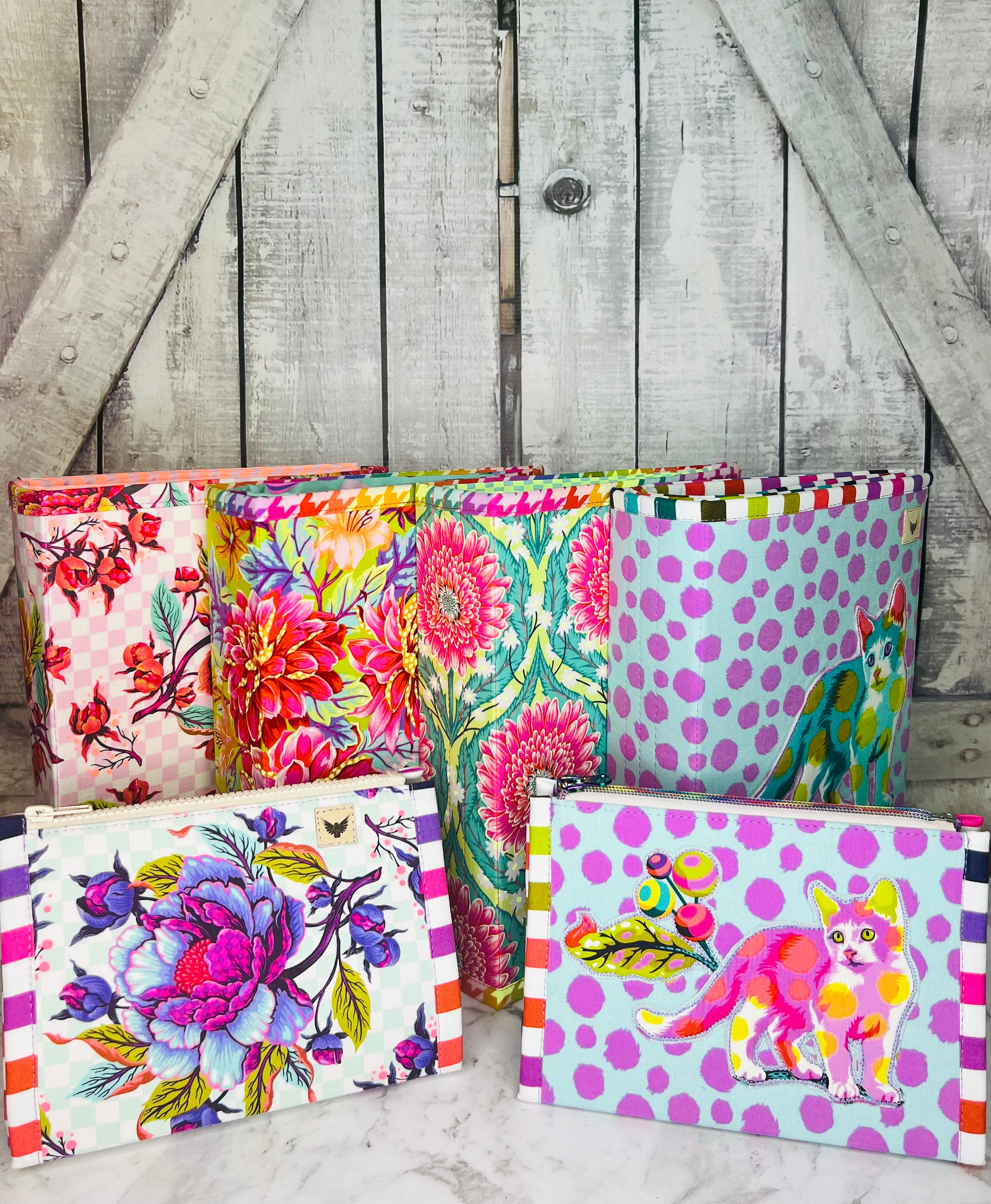 Booklet Pouch Large
