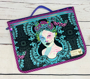 ByAnnie - Running With Scissors - DE La Luna