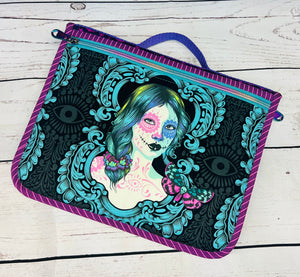 ByAnnie - Running With Scissors - DE La Luna